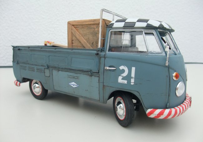 1 24 Hasegawa VW T1 Pickup by Antonio Serrano